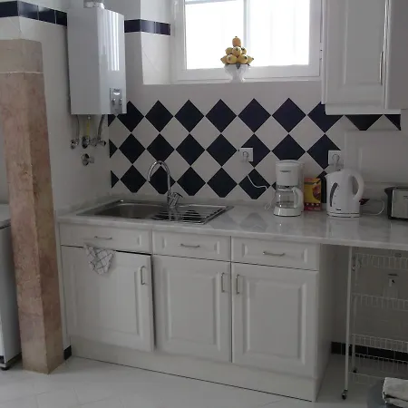 Angola Floor 6 Bedrooms Апартаменти Лісабон