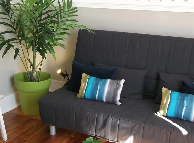 Angola Floor 6 Bedrooms *